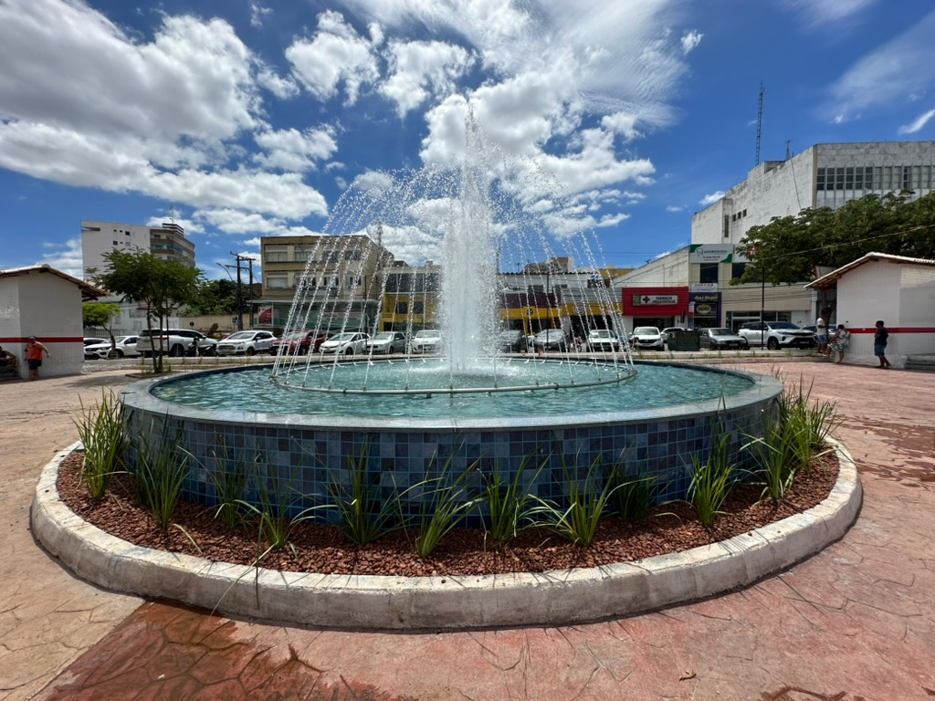 fonte com lago jequié